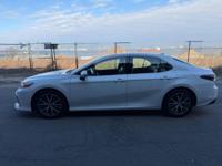 2022 Toyota Camry hybrid XLE Staten Island NY - Image 3