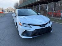 2022 Toyota Camry hybrid XLE Staten Island NY - Image 9