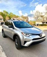 2018 Toyota RAV4 LE plus 1 owner Backup camera Bluetooth Lawrenceville - Image 3