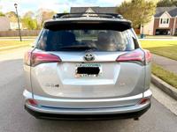 2018 Toyota RAV4 LE plus 1 owner Backup camera Bluetooth Lawrenceville - Image 7