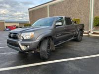 2015 Toyota Tacoma V6 4x4 Auburn - Image 2