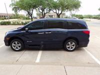 16K MILE HONDA ODYSSEY EX-L WHEELCHAIR HANDICAPPED MOBILITY RAMP VAN Irving, TX - Image 6