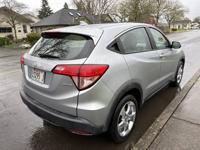 2017 Honda HR-V 4DR SUV AWD 1.8L 4 Cyl AC/PWR/Rear Cam/ HRV Salem - Image 10