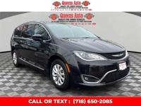 2019 Chrysler Pacifica - Great Deal!-staten island Woodside - Image 10