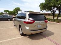 54K MILE TOYOTA SIENNA XLE-NAV WHEELCHAIR HANDICAPPED POWER RAMP VAN Irving, TX - Image 7
