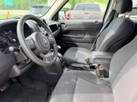 2012 Jeep Patriot Sport 124K MILES West Mount Houston - Image 9