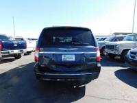 2014 Chrysler Town Country BIG BANG FOR YOUR BUCK!! Casa Grande - Image 7