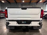 2022 GMC Sierra 3500HD Diesel 4x4 4WD Truck Denali 4dr Crew Cab LB DR Platinum Motors Corp - Image 4