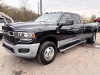 2024 RAM 3500 Tradesman 4x4 4dr Crew Cab 8 ft. LB DRW Pickup - Image 4