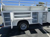 2019 Chevrolet 3500 Utility 6.0L Gas,ONLY 81K MILES! north san diego county - Image 3