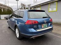 2017 Volkswagen Golf Alltrack Salem - Image 4