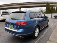 2017 Volkswagen Golf Alltrack Salem - Image 5