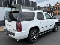 2012 GMC YUKON // DENALI // AWD // FLEX FUEL *** loaded *** FEASTERVILLE - Image 7