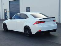 2014 Lexus IS Kent - Image 4