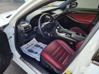 2014 Lexus IS Kent - Image 7