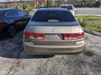 2004 Honda Accord Very Reliable - Image 5