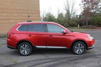 2019 Mitsubishi Outlander SEL Lancaster Dr Se Salem OR 97317 - Image 6