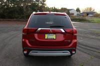 2019 Mitsubishi Outlander SEL Lancaster Dr Se Salem OR 97317 - Image 9