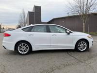 2019 Ford Fusion Hybrid Electric SE 4dr Sedan Sedan Real Deal Cars - Image 6