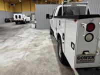 2016 Ford F350 XL Extended Cab 4wd Utility Bed Mid TN - Image 8