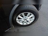 2017 Nissan Rogue SV AWD 4dr Crossover (midyear release) - Image 9