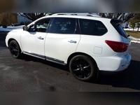2017 Nissan Pathfinder Platinum 4x4 4dr SUV - Image 5