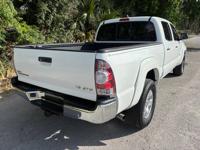 2015 Toyota Tacoma 4x4 Double Cab Long-Bed 1 Owner No Rust - Image 3