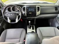 2015 Toyota Tacoma 4x4 Double Cab Long-Bed 1 Owner No Rust - Image 9