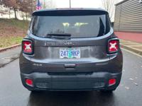 2018 Jeep Renegade 4WD 4DR Salem+ CARRERA AUTO BROKER FINANCE LLC - Image 7