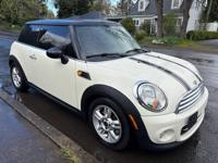 2012 Mini Cooper 2DR Hatchback Automatic AC/PWR/Leather/Runs Great Salem - Image 10
