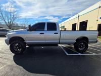 2005 Dodge Ram 2500 LARAMIE 4X4 / 5.7L V8 HEMI / LIFTED / LONG BED + M M Investment Cars - Portland - Image 4