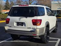 2001 Toyota Sequoia SR5 4X4 V8 4.7L / FRESH TIMING BELT SERVICE + M M Investment Cars - Portland - Image 9