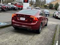 2017 Volvo S60 AWD All Wheel Drive Inscription Sedan Mc Cord's Vancouver Toyota - Image 9
