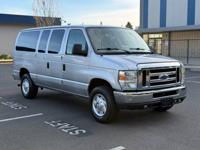2011 Ford E-350 XLT 12 Passenger Van — LOW MILES • CLEAN E-350 IN BEAVERTON - Image 5