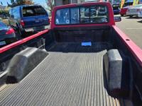 1993 Ford F-150 F150 XLT 2dr Standard Cab LB Pickup Truck Roberto's Auto Sales - Image 10