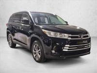 2019 Toyota Highlander XLE AWD All Wheel Drive SUV AUTONATION Call (914) 670-5968 to confirm availability - April 6th - Image 4