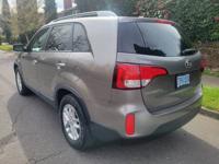 2015 *KIA* *SORENTO* *LX* *GDI* - !!AD SPECIAL!! *BACKUP CAMERA* SE 82nd Ave - Image 4