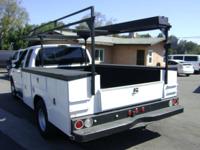 Ford F350 Extended Cab Utility Service Work Truck Ex-City 1-Ton Dually LOW MILES Great Hauling & Towing 9' Service Bed Tow Pkg - Image 6