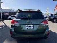 2014 Subaru Outback Wgn Limited 4 Cyl Auto AWD 133K Leather Moon Loaded olympia / thurston - Image 8