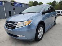 2011 Honda Odyssey Touring VMI Mobility Wheelchair Ramp Handicap Van - Image 3