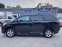 2019 Toyota Sienna LE VMI Mobility Wheelchair Ramp Van Transfer Seat - Image 4