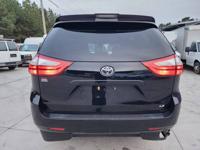 2019 Toyota Sienna LE VMI Mobility Wheelchair Ramp Van Transfer Seat - Image 6