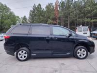 2019 Toyota Sienna LE VMI Mobility Wheelchair Ramp Van Transfer Seat - Image 8