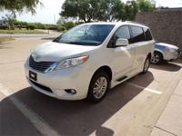 TOYOTA SIENNA EXL-NAV WHEELCHAIR HANDICAPPED POWER RAMP VAN Irving, TX - Image 5