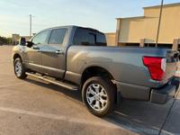 2017 Nissan Titan XD 4x4 TDSL “One Owner.“ Houston - Image 9