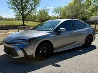 2025 Toyota Camry SE Hybrid - 1 owner - 5K - accident/smoke-free!!!!