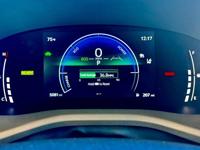 2025 Toyota Camry SE Hybrid - 1 owner - 5K - accident/smoke-free!!!! - Image 8