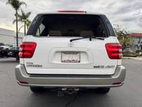 2004 Toyota Sequoia SR5 4x4 FULLY SERVICED! AMAZING SHAPE!!! Miramar Motorsports - Image 5
