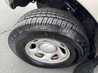 2004 Toyota Sequoia SR5 4x4 FULLY SERVICED! AMAZING SHAPE!!! Miramar Motorsports - Image 9