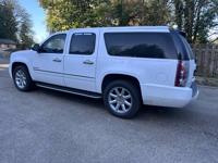 2013 GMC Denali Yukon XL AWD Bremerton - Image 4